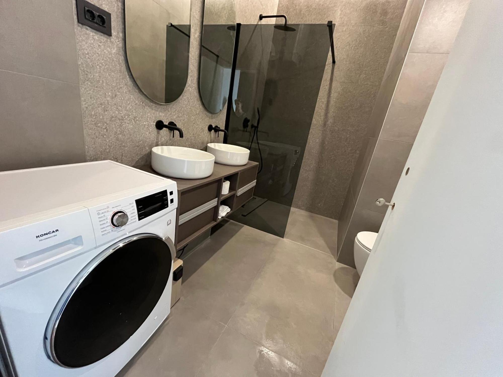 Jadabell 1 & 2 With Sea View Apartment Рийека Екстериор снимка